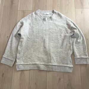 Shop Wanna B Women’s Gray Crew Neck Sweater Sz L